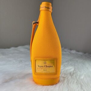 Veuve Clicquot Brut Champagne Ice Jacket Insulated Zippered Sleeve 750ML bottle
